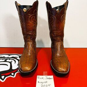 [SOLD] Justin Boots Honey Color Lizard Cowboy Boots in a French Toe & Size 11D
